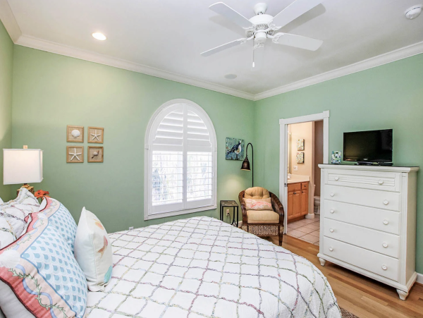 Five Bedroom Luxury Captiva Rental Convenient to the Village